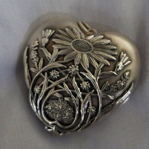 LAST DROP Tiffany & Co. Ziegfeld Large Locket